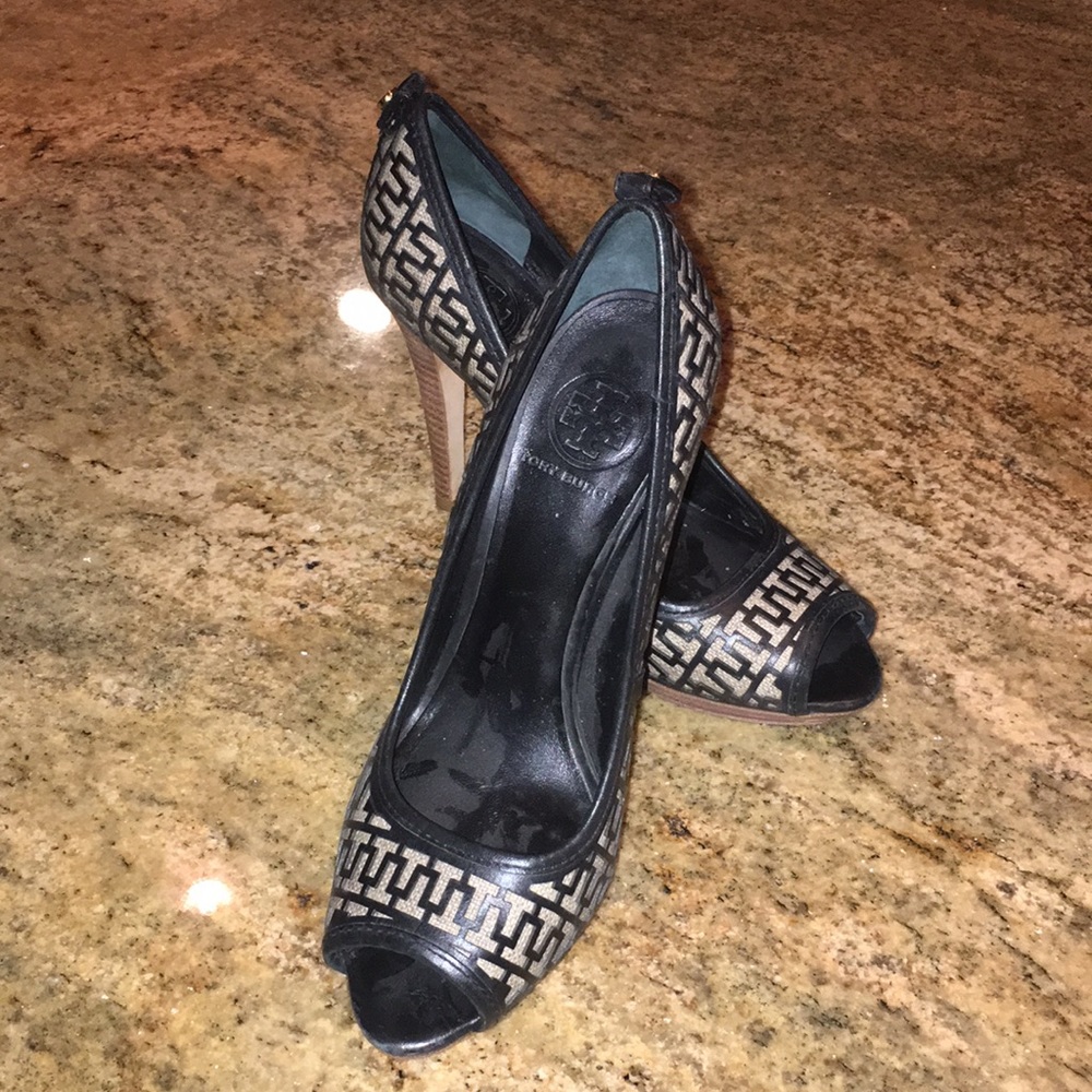 Tory Burch Reagan Heels Open Toe Stilettos Black/Cream - Size 9 - Picture 11 of 16